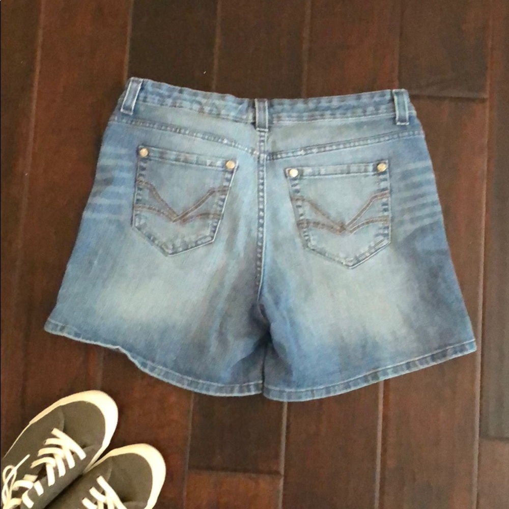 🔹🔹 Denim shorts 🔹🔹 - Picture 3 of 3